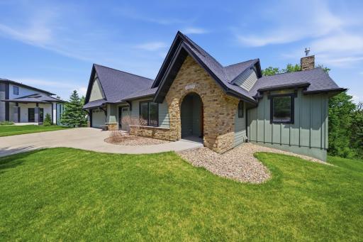 4070 Cameo Place NE, Rochester, MN 55906