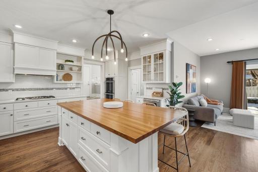 185 W Lake Street, Excelsior, MN 55331