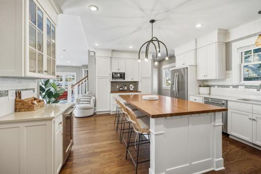 185 W Lake Street, Excelsior, MN 55331