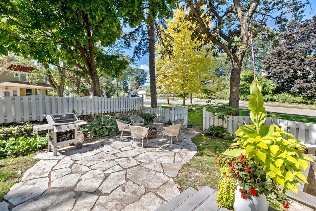 This location a seamless blend of lake life, recreation, and small-town charm.