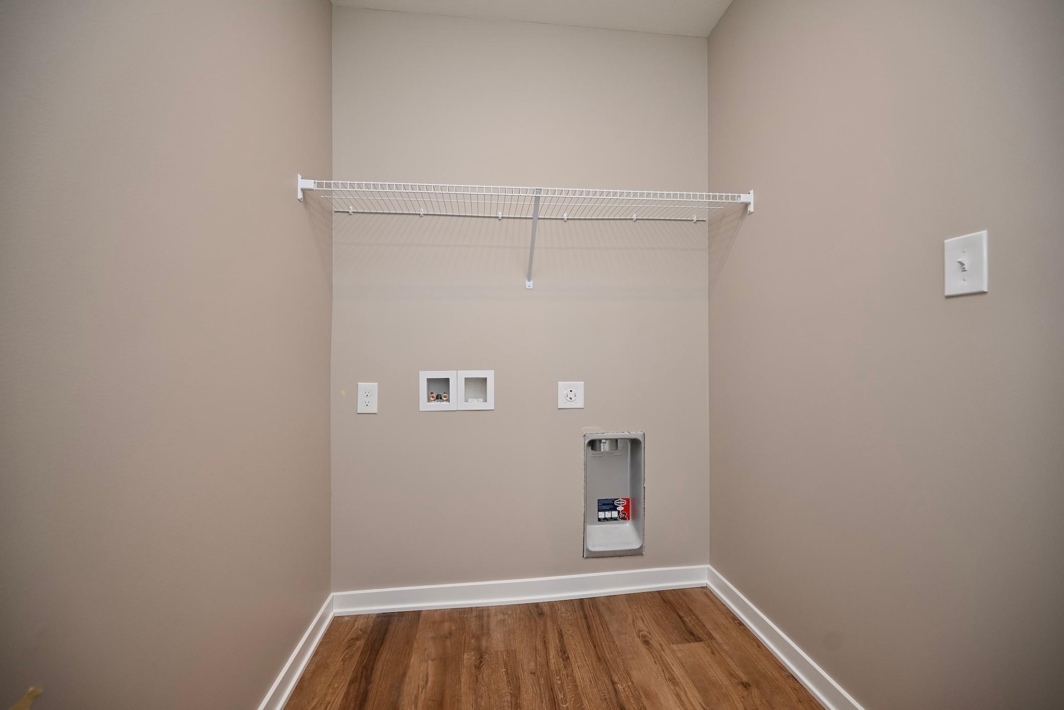 14 MF Laundry Hookups.jpg