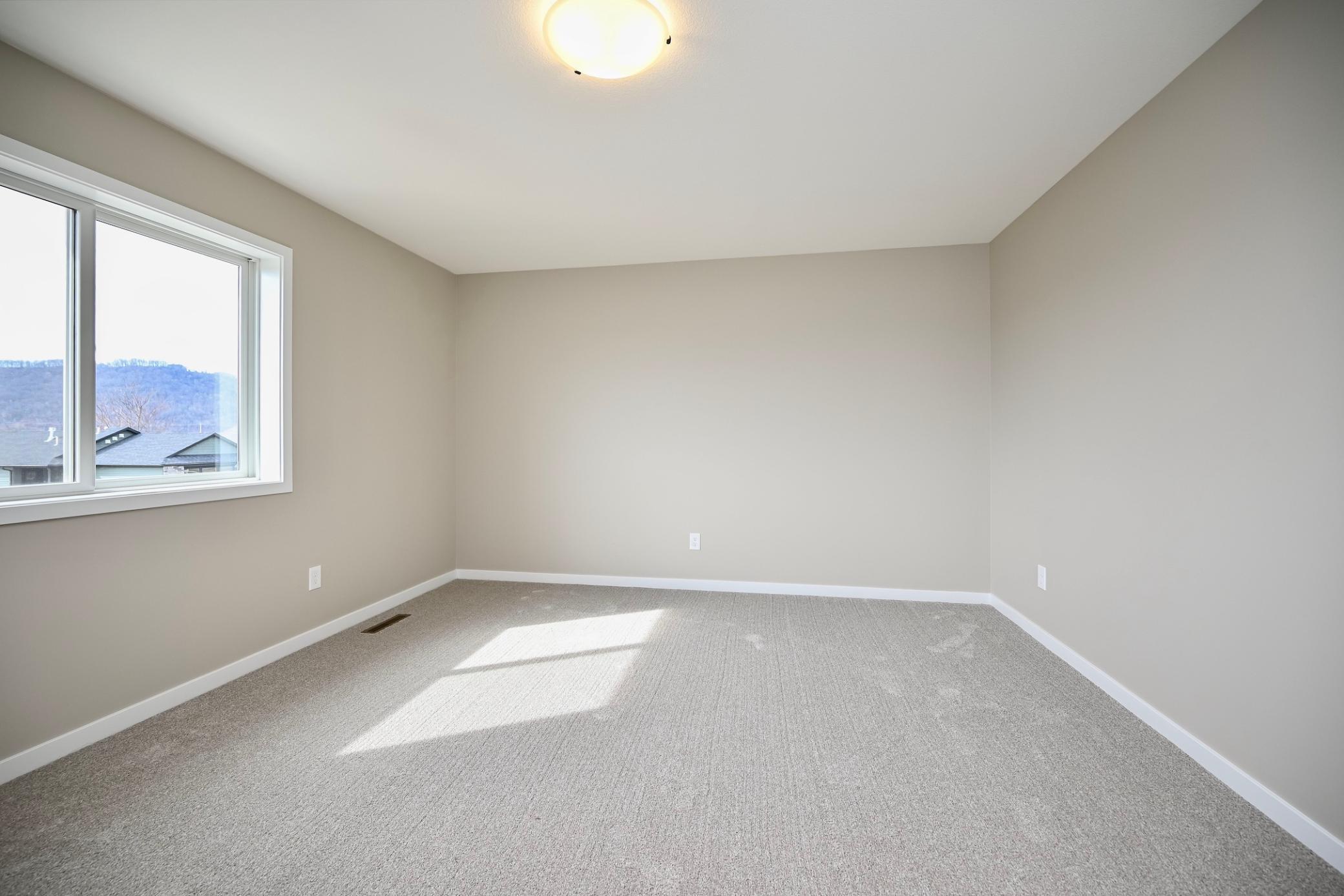 22 UL Bedroom Three I.jpg