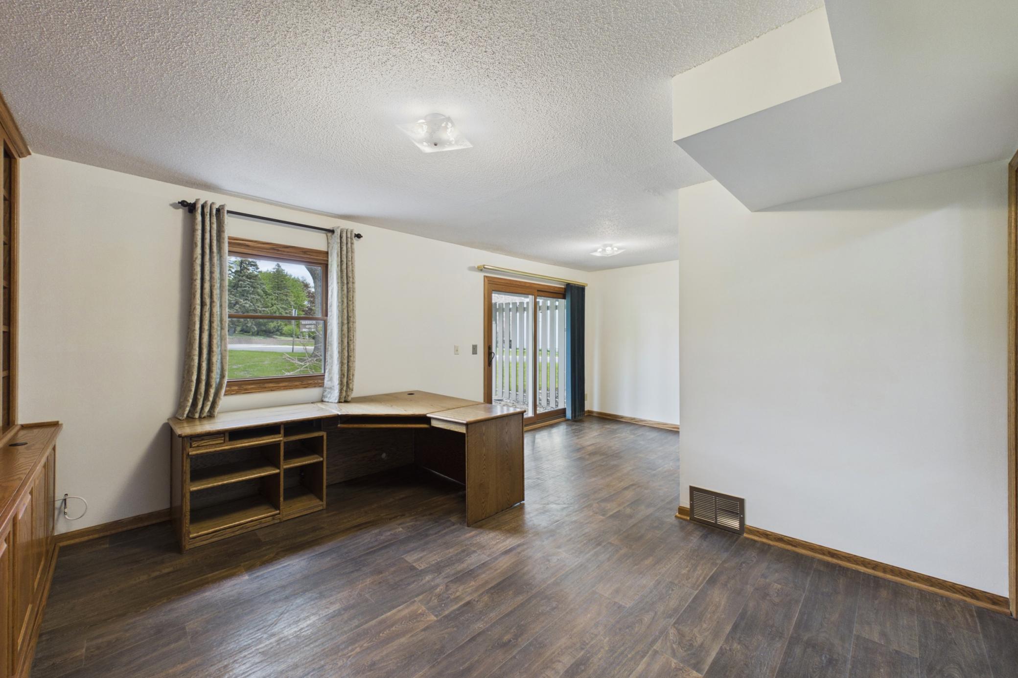 LOWER LEVEL FAMILY ROOM