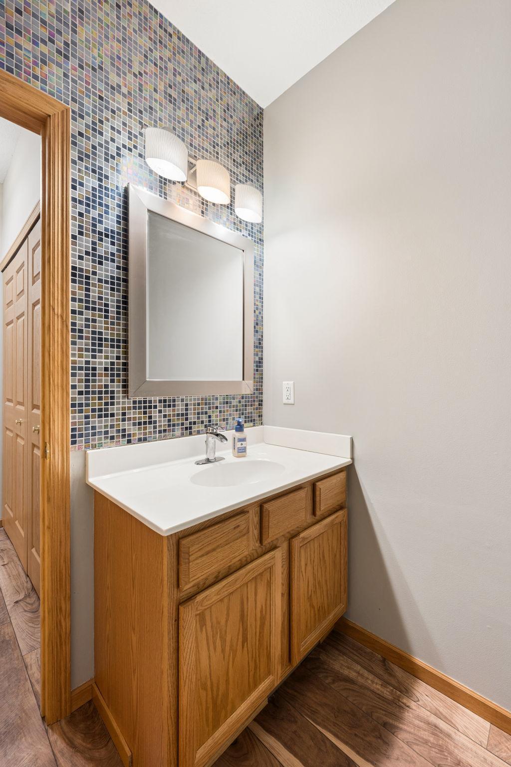 Clean and well-maintained with updated touches, offering a simple and functional space for daily routines.