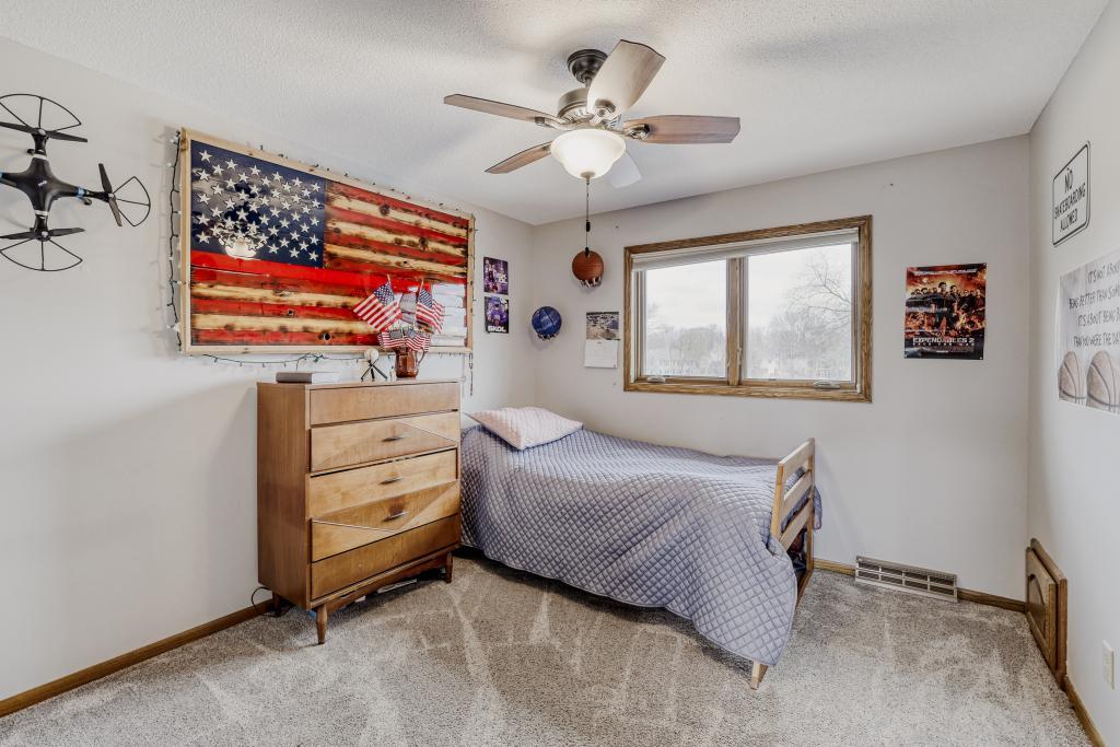 Second bedroom