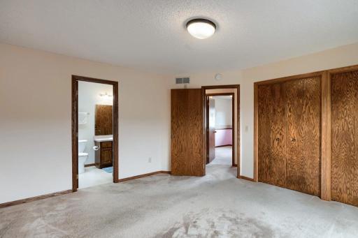 5887 144th Street W, Apple Valley, MN 55124