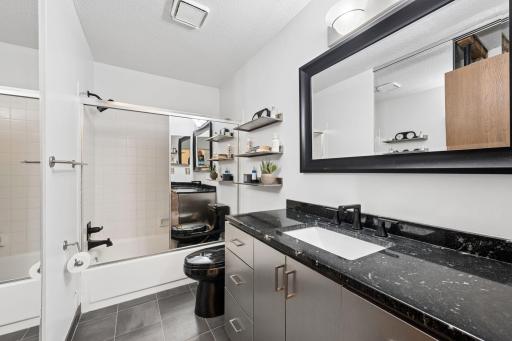 2050 Ridge Drive, 16, Saint Louis Park, MN 55416