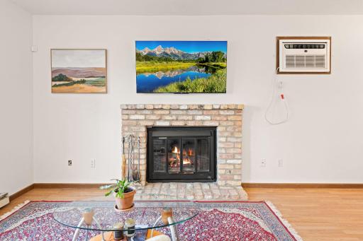 2050 Ridge Drive, 16, Saint Louis Park, MN 55416