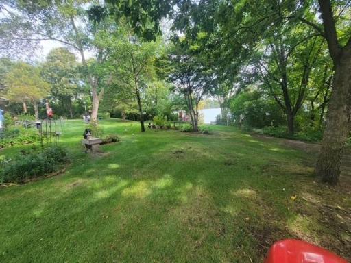 The yard, lake, and home must be seen in person to see all there is to offer.