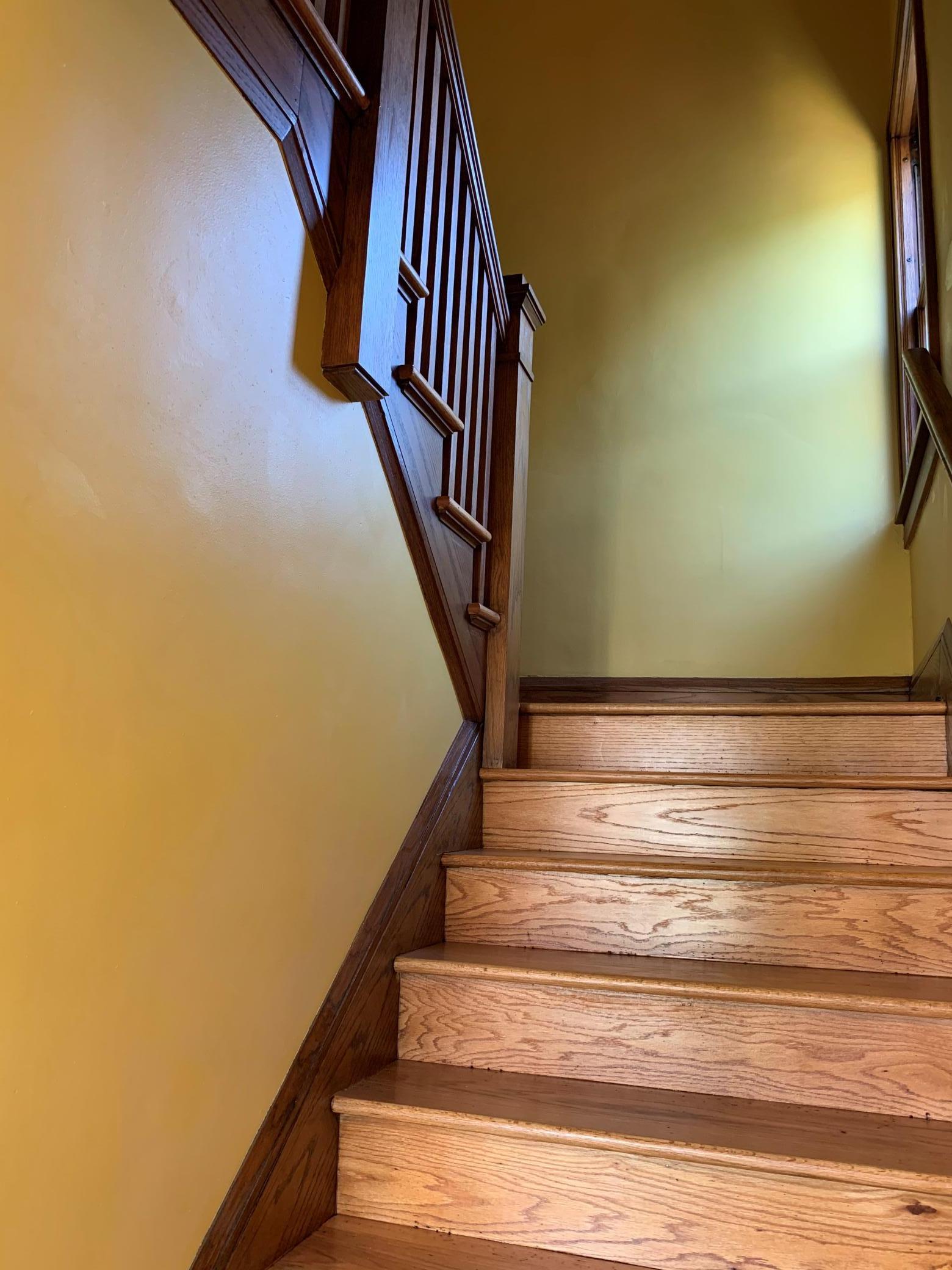 Beautiful Woodwork on Front Stairway.jpg