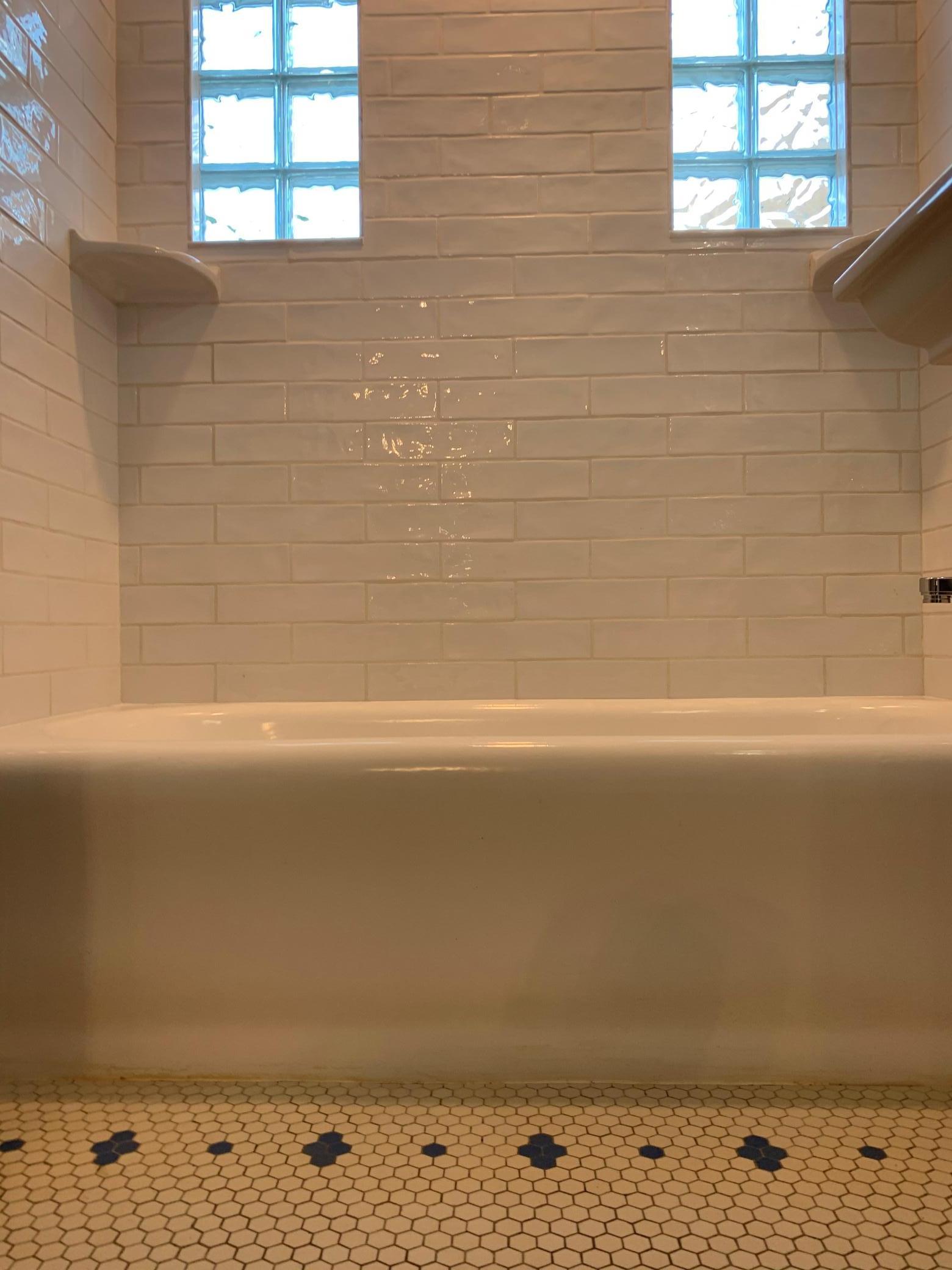 Unit 2 Full Bath with Large Tub.jpg