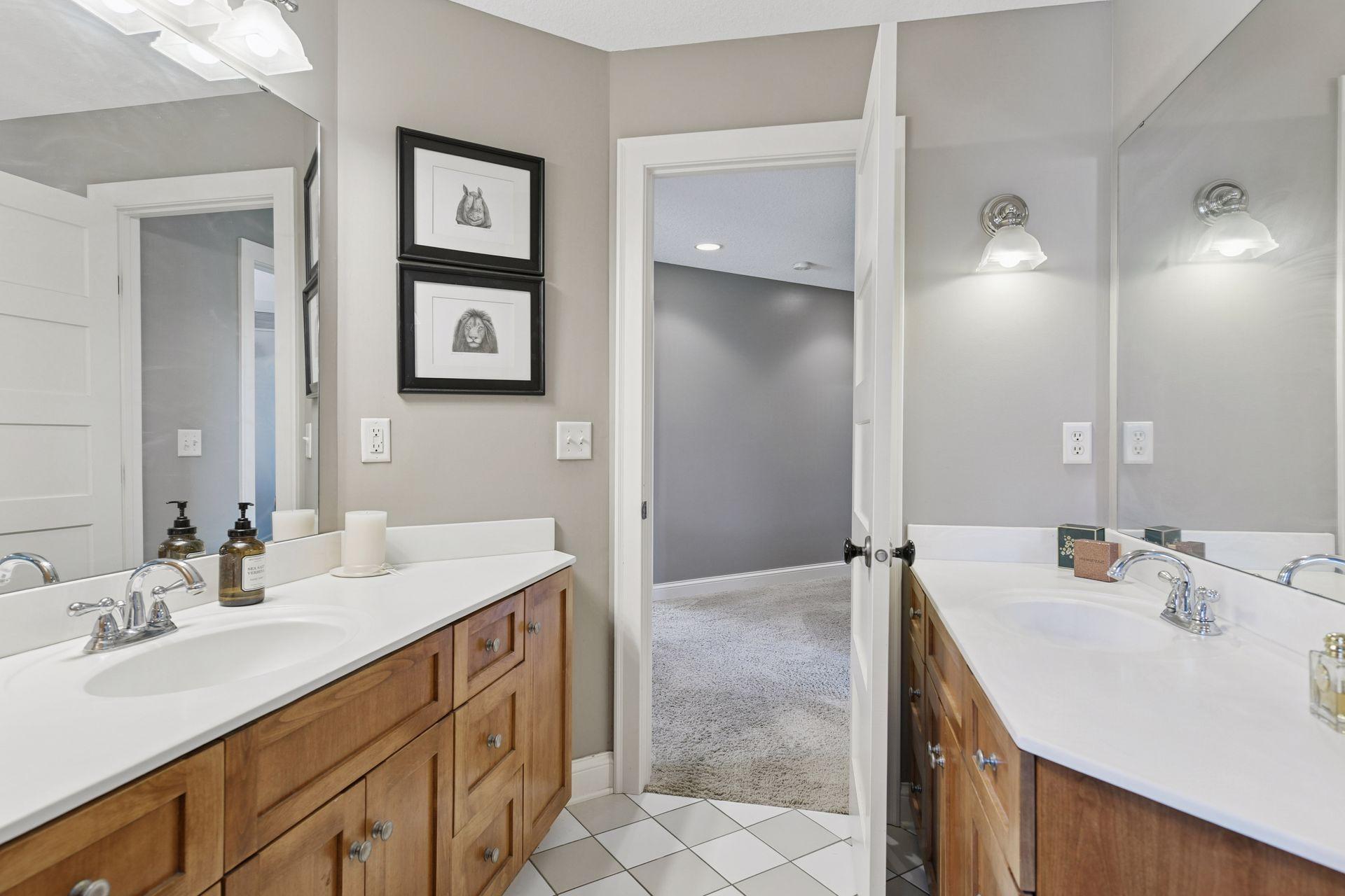 8465 Kelzer Pond Drive - Spacecrafting - 0043.jpg