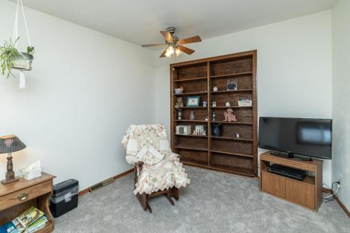 1277 Wilson Avenue, Saint Paul, MN 55106
