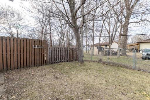 1277 Wilson Avenue, Saint Paul, MN 55106
