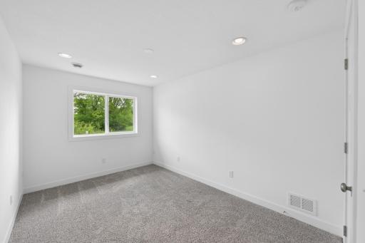 1566 Spruce Street, Farmington, MN 55024
