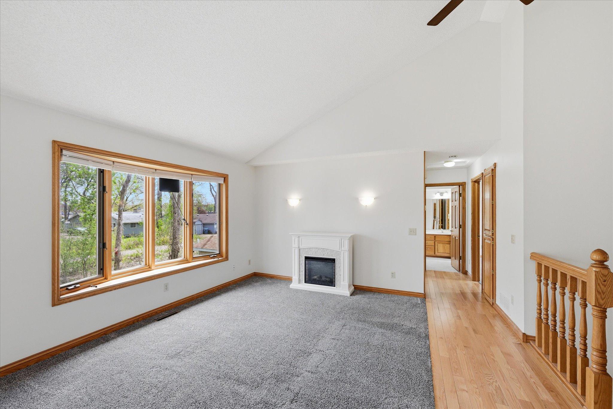 23-21955 Finley Ct N