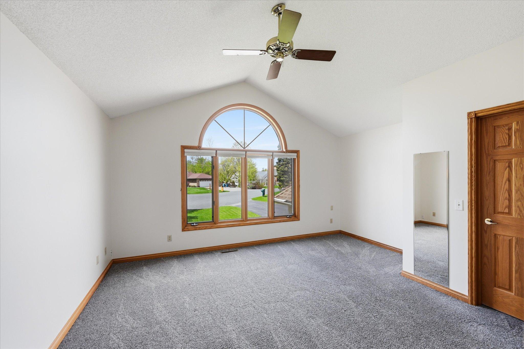 39-21955 Finley Ct N