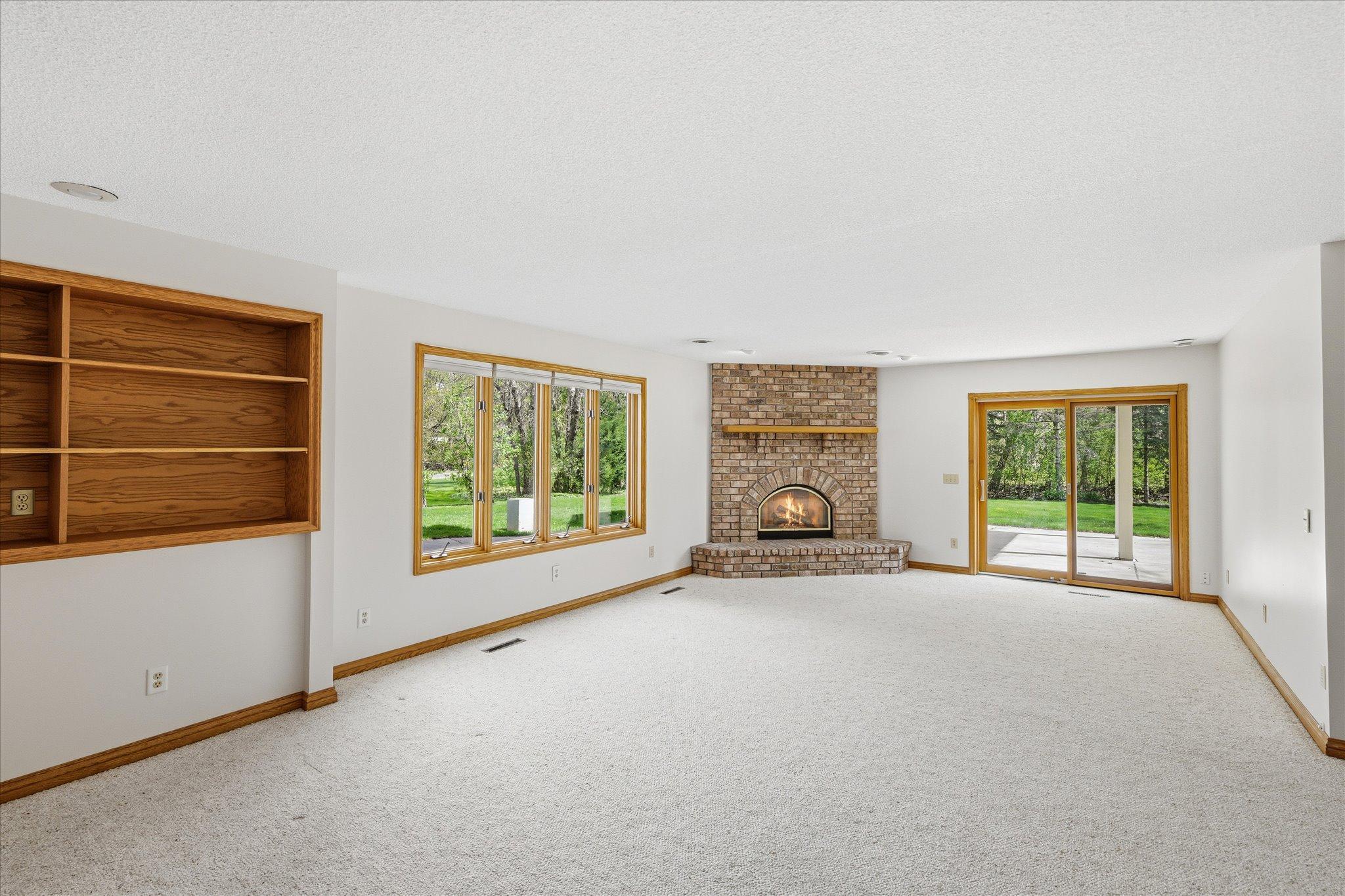 44-21955 Finley Ct N