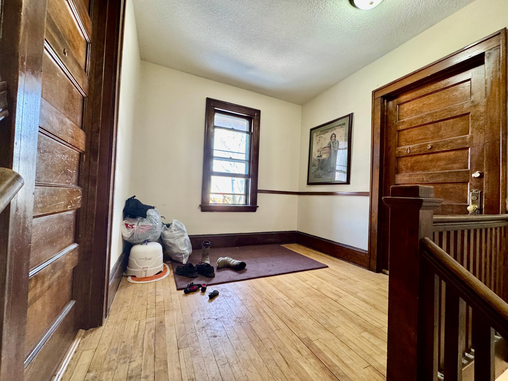 Upper Front Common Area