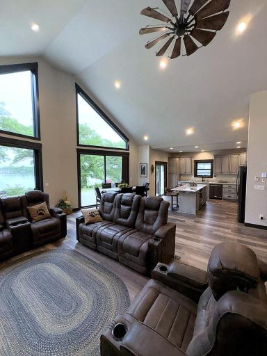 7803 Lake Ida Way NW, Alexandria, MN 56308