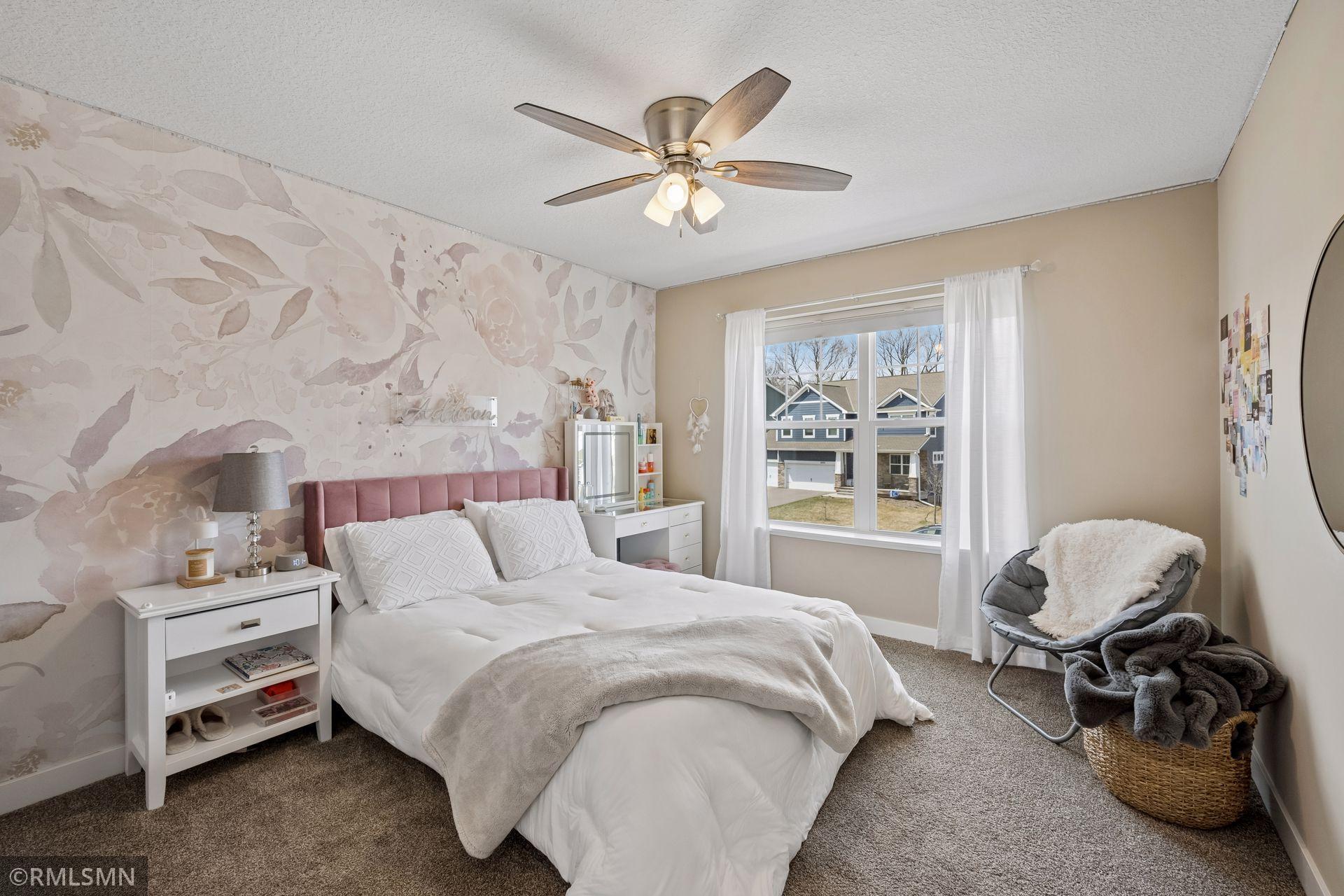 Upper level bedroom 2