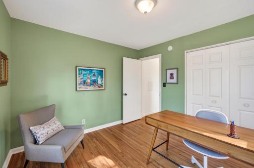 1890 Yorkshire Avenue, Saint Paul, MN 55116