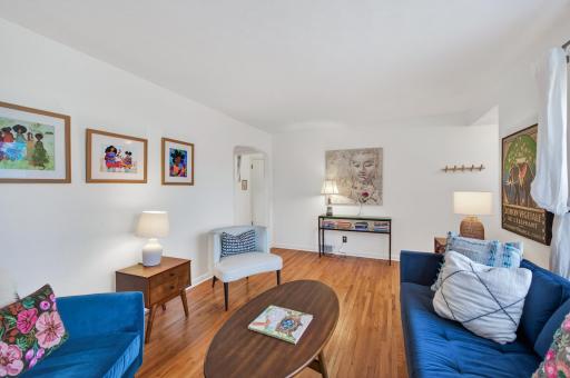 1890 Yorkshire Avenue, Saint Paul, MN 55116