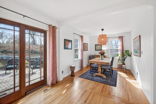 1890 Yorkshire Avenue, Saint Paul, MN 55116