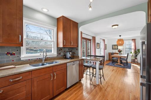 1890 Yorkshire Avenue, Saint Paul, MN 55116