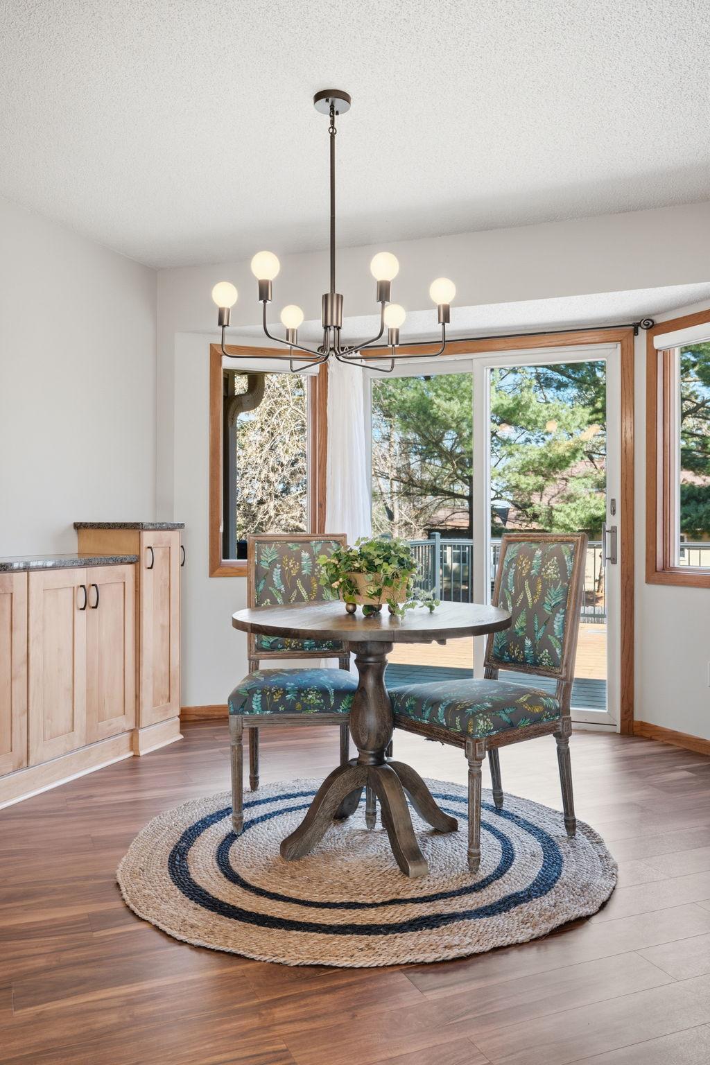 22-web-or-mls-291 Poplar Dr-22.jpg