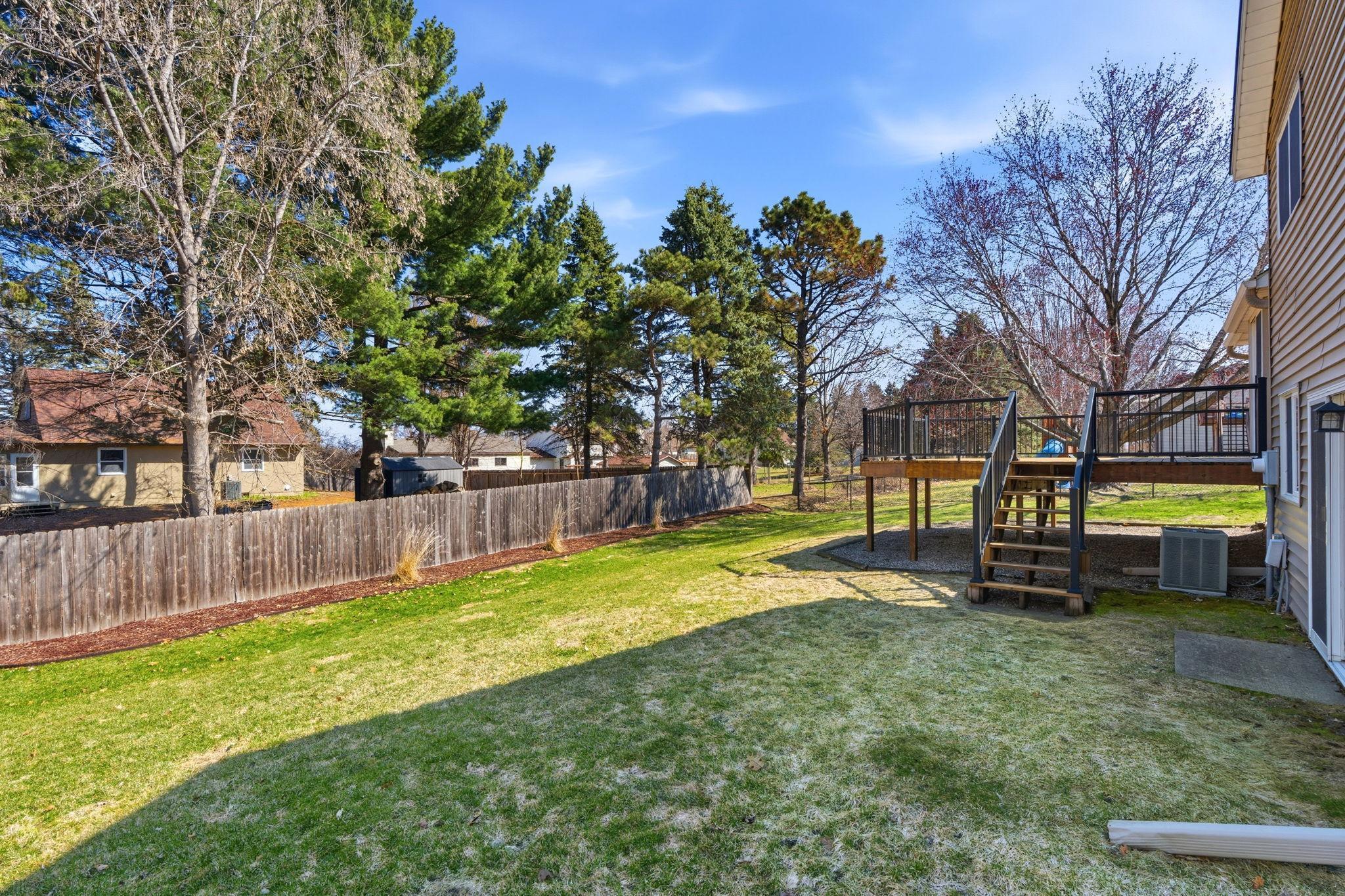 13-web-or-mls-291 Poplar Dr-13.jpg