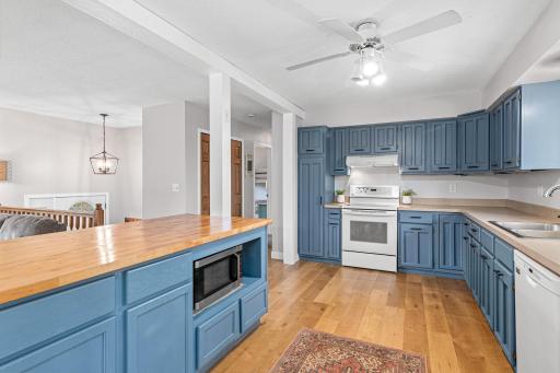 22531 Iverson Lane North, Forest Lake-9.jpg