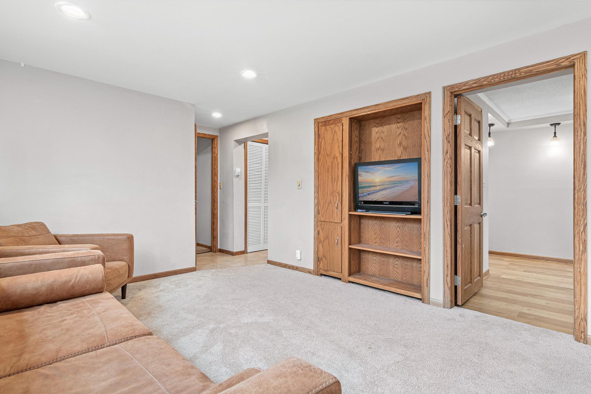 22531 Iverson Lane North, Forest Lake-14.jpg