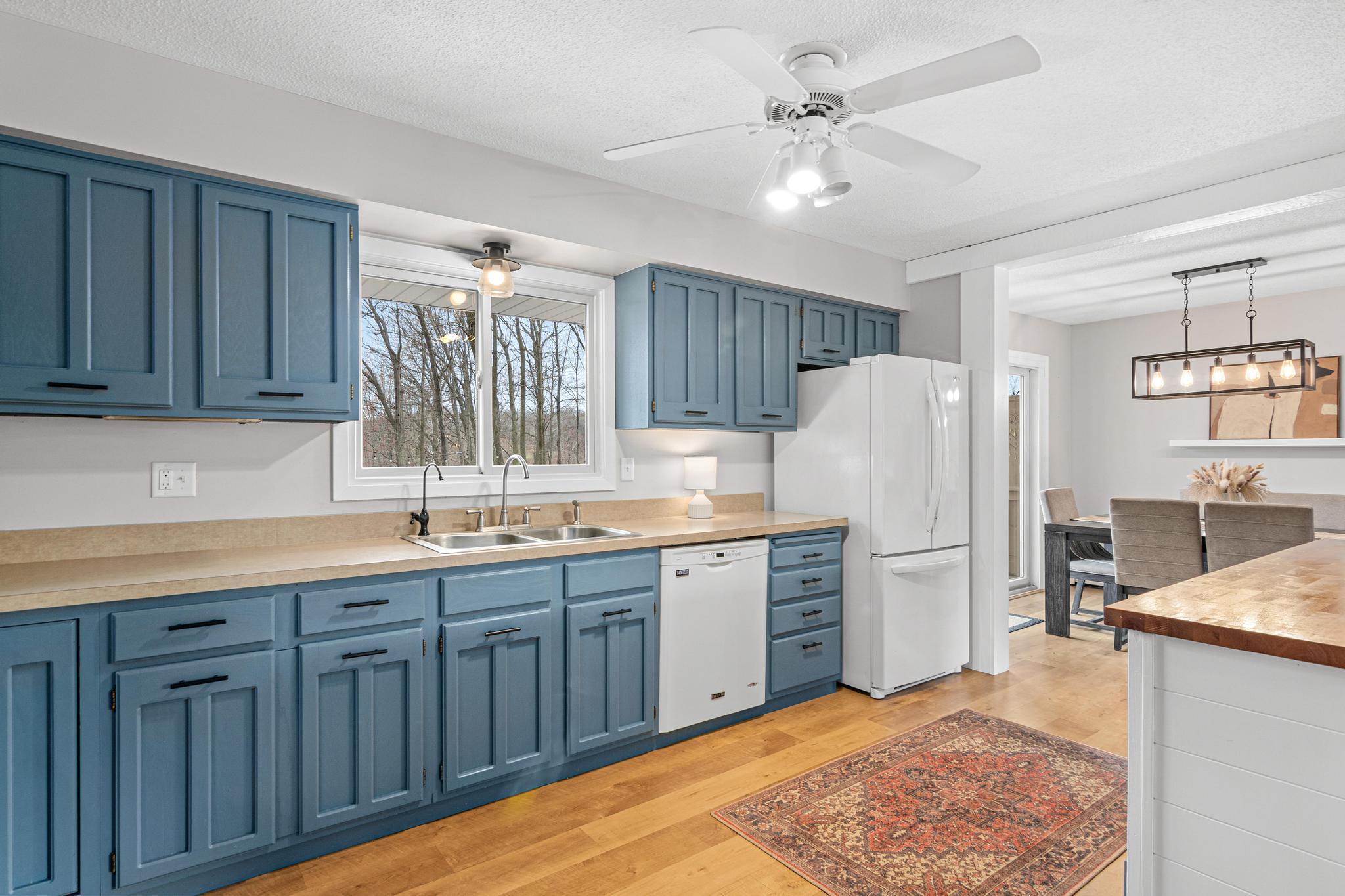 22531 Iverson Lane North, Forest Lake-10.jpg