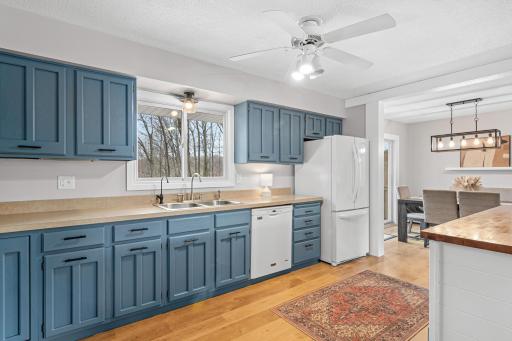 22531 Iverson Lane North, Forest Lake-10.jpg