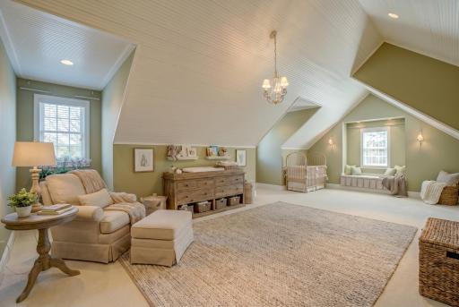 327 Lindsay Road, Hudson, WI 54016