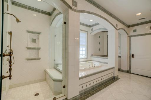 327 Lindsay Road, Hudson, WI 54016