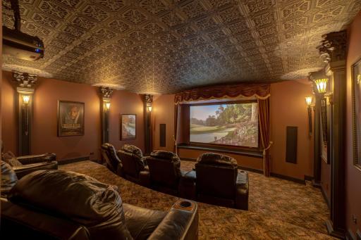 327 Lindsay Road, Hudson, WI 54016