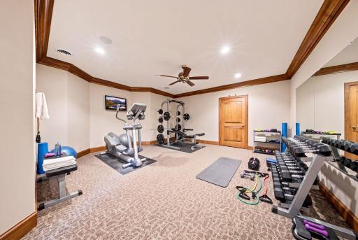 327 Lindsay Road, Hudson, WI 54016