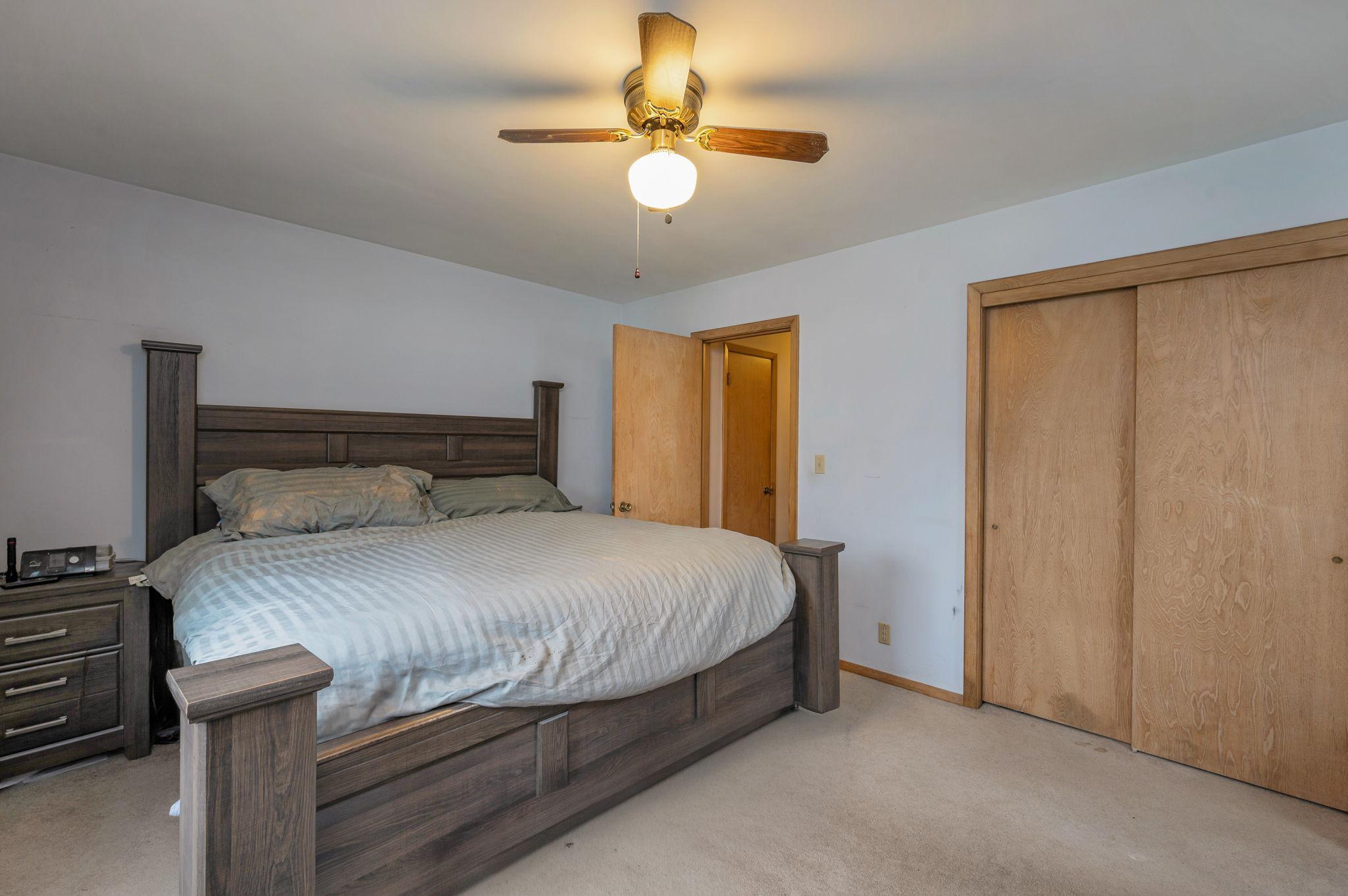 939 S Orient St Fairmont MN-31.jpg