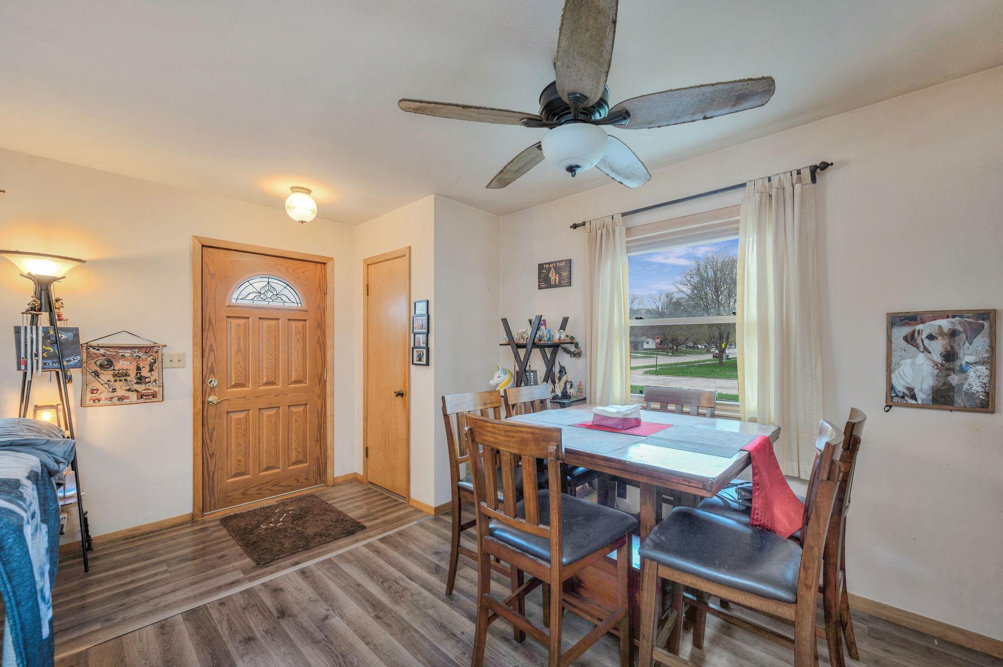 939 S Orient St Fairmont MN-12.jpg