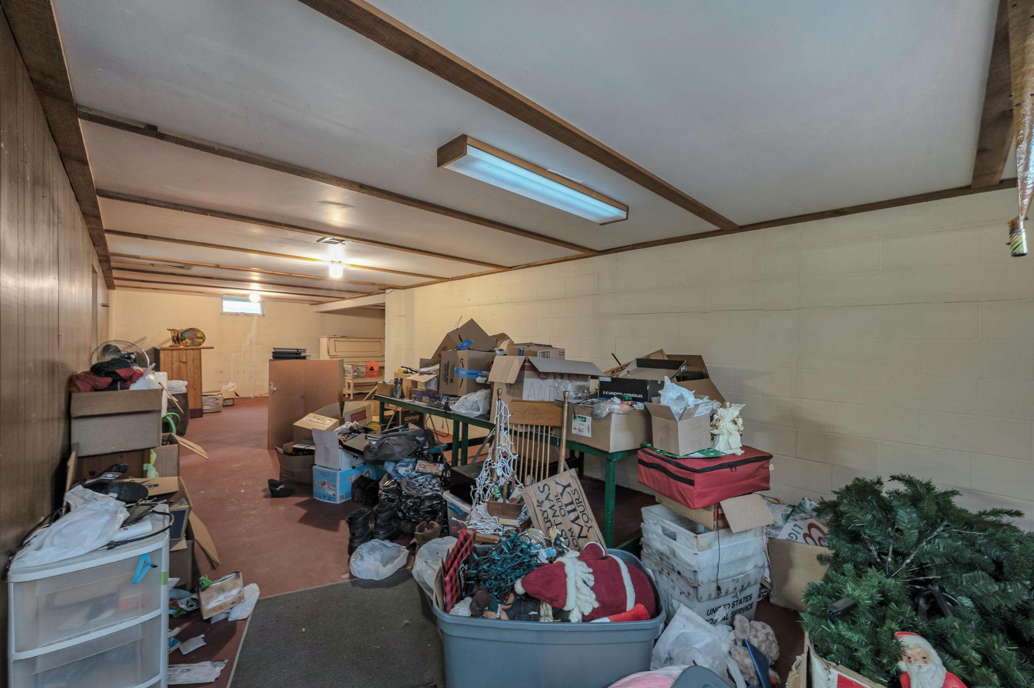 939 S Orient St Fairmont MN-37.jpg