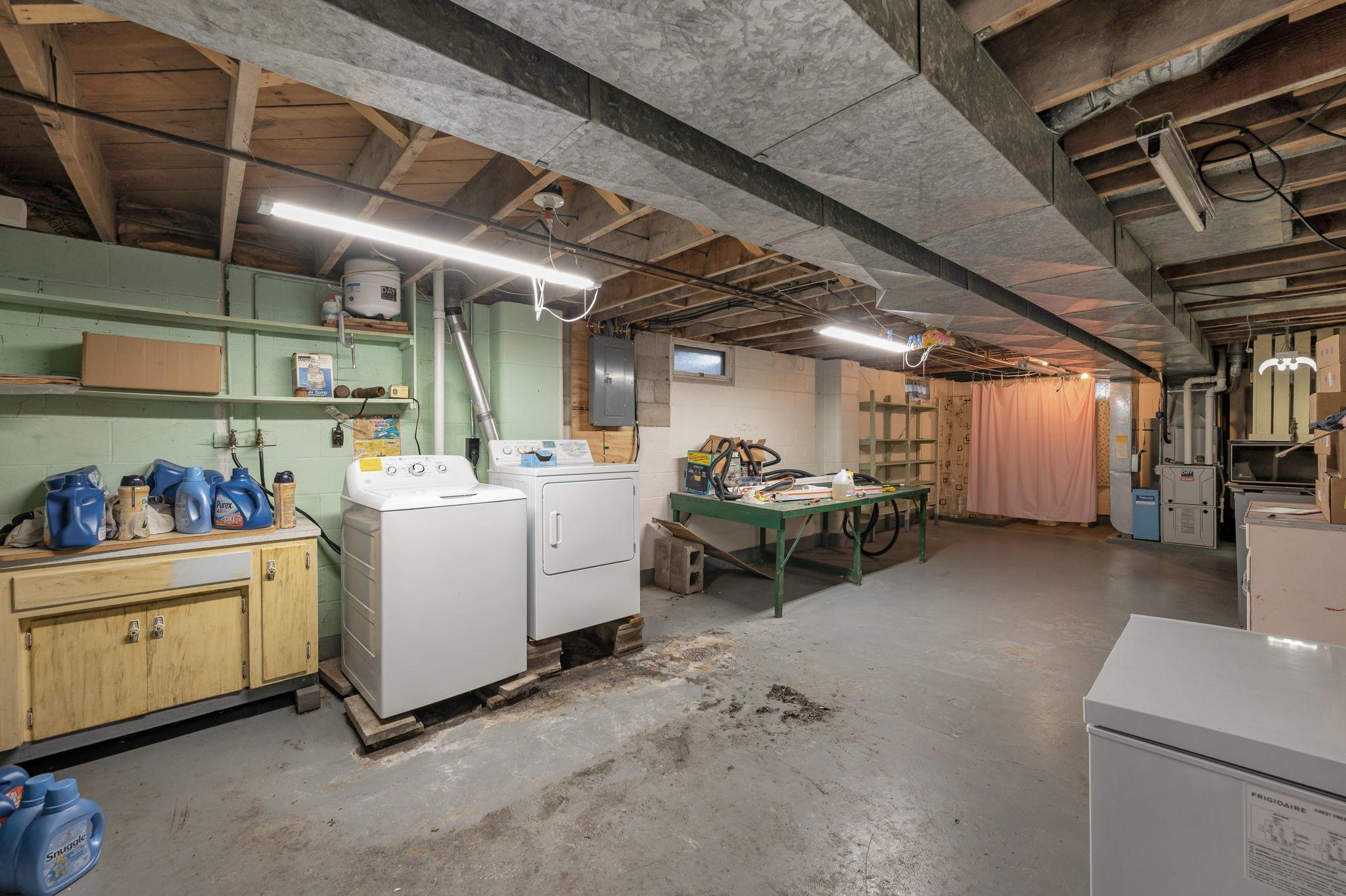 939 S Orient St Fairmont MN-33.jpg