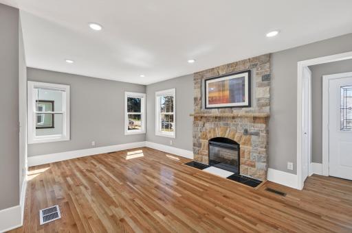 4425 Park Avenue, Minneapolis, MN 55407