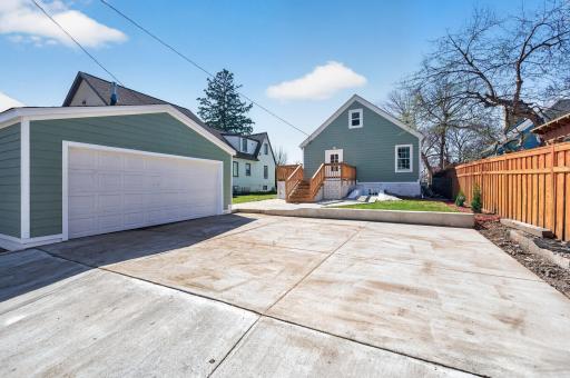 4425 Park Avenue, Minneapolis, MN 55407