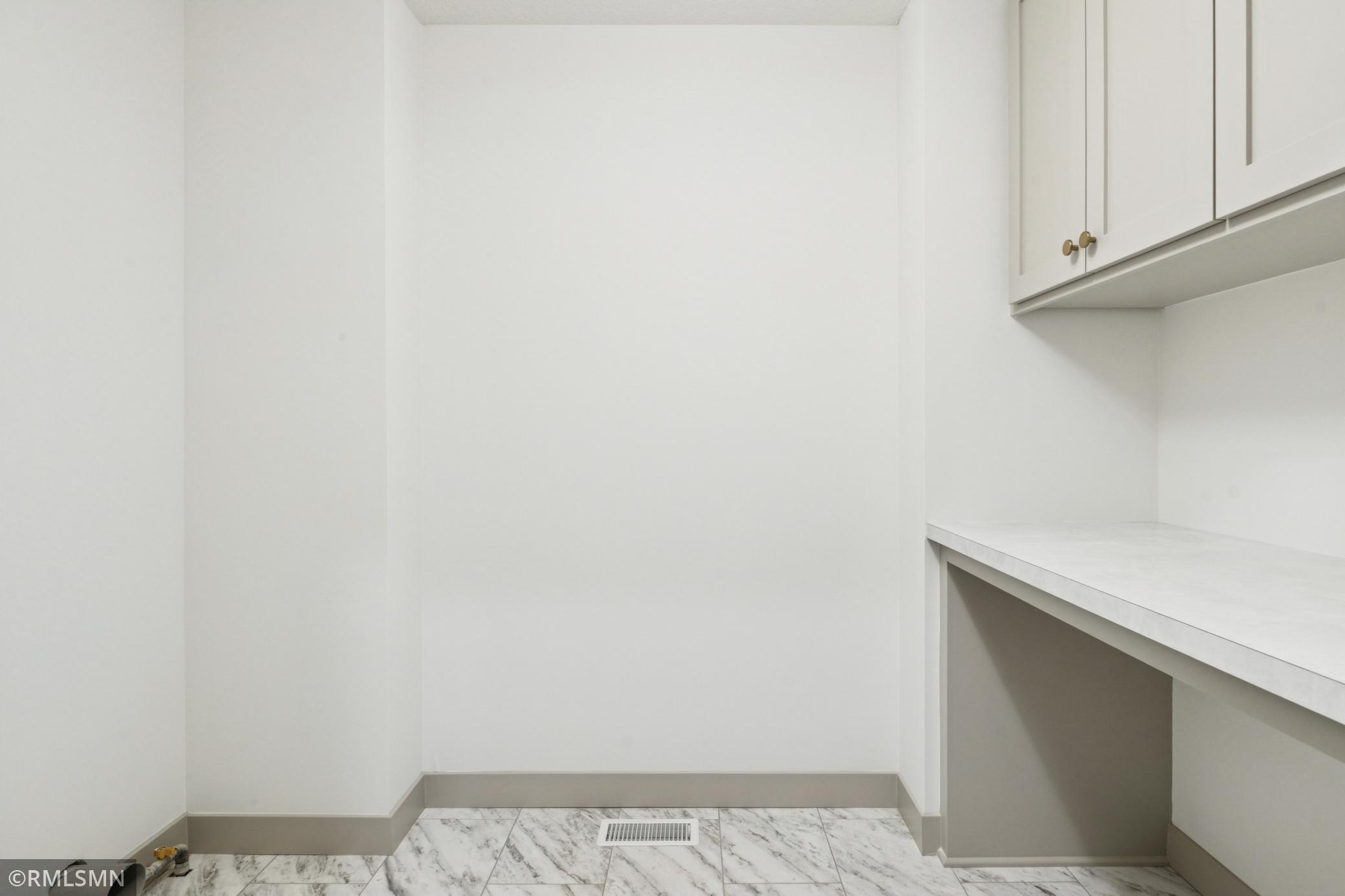 5042 Airlake Draw - Spacecrafting - 0054.jpg