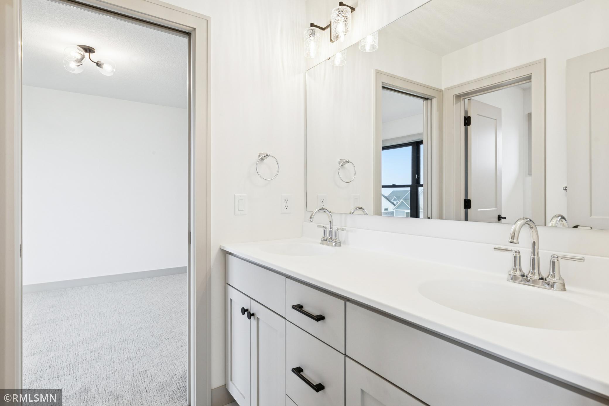 5042 Airlake Draw - Spacecrafting - 0047.jpg