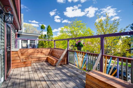 Second story deck