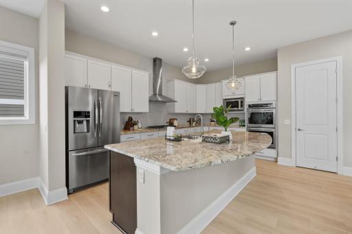 6015 Kimberly Lane N, Plymouth, MN 55446
