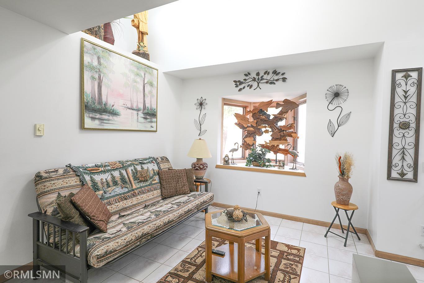 The entire home is light and bright and so easy for sweeping up after a day of wind, sand and water!